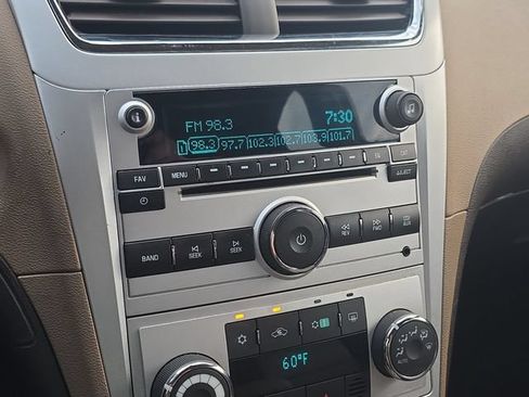 Used 2009 Chevrolet Malibu Hybrid FWD image 16
