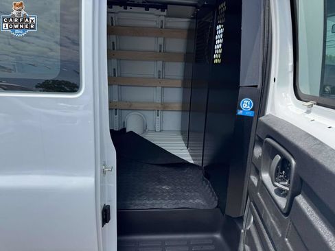 Used 2025 Chevrolet Express 2500 w/ Driver Convenience Package RWD image 10