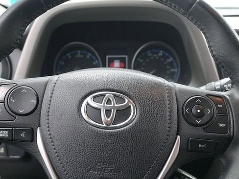 Used 2017 Toyota RAV4 XLE image 14
