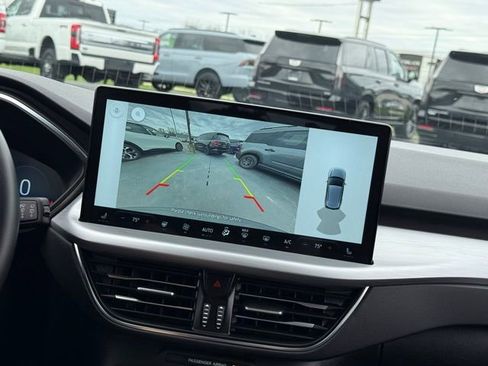 Used 2025 Ford Escape Platinum image 4