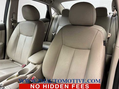 Used 2014 Nissan Sentra SL w/ Premium Package image 14