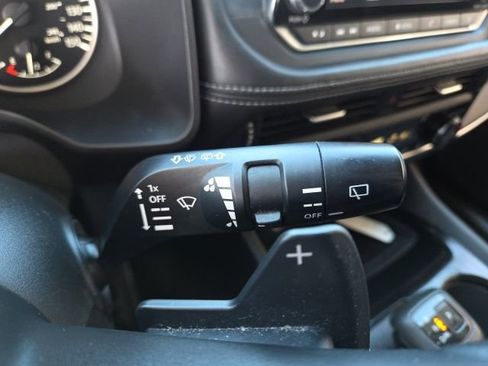 Used 2021 Nissan Rogue S AWD/4WD image 52