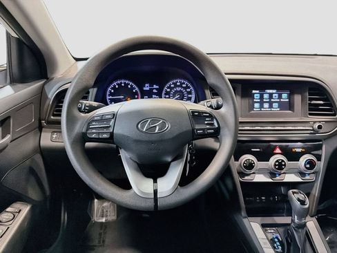 Used 2019 Hyundai Elantra SE w/ Cargo Package FWD image 22