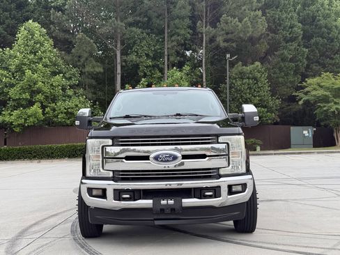 Used 2017 Ford F350 Lariat w/ Chrome Package AWD/4WD image 2