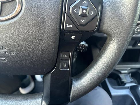Used 2022 Toyota Tacoma SR RWD image 35