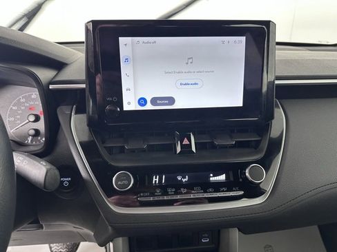 Used 2024 Toyota Corolla Cross S image 23