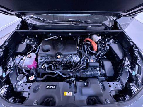 Used 2024 Toyota RAV4 LE image 11