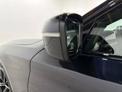 Certified 2023 BMW 540i xDrive w/ M Sport Package AWD/4WD image 9