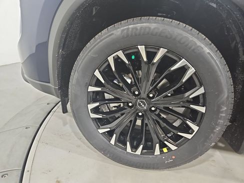 New 2026 Nissan Rogue SV AWD/4WD image 26