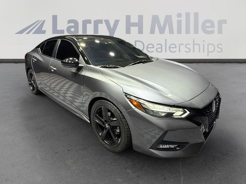 Certified 2023 Nissan Sentra SR w/ Midnight Edition Package image 7