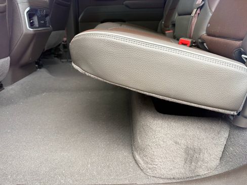 Used 2022 GMC Sierra 1500 Denali w/ Technology Package AWD/4WD image 18