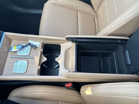 New 2026 Hyundai Santa Fe Calligraphy image 24