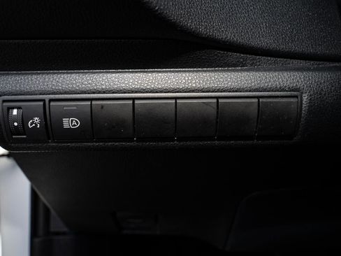 Used 2022 Toyota Corolla SE image 21