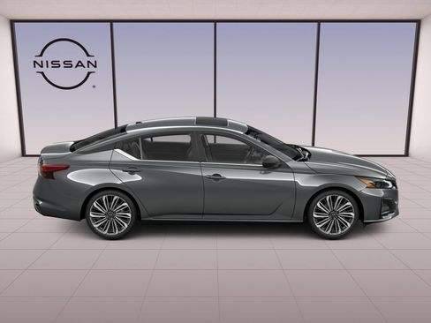 New 2026 Nissan Altima 2.5 SV w/ SV Premium Package AWD/4WD image 4