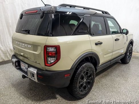 Used 2025 Ford Bronco Sport Outer Banks w/ Sasquatch Outer Banks Package AWD/4WD image 9