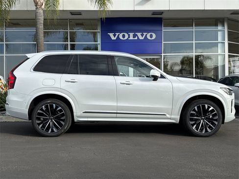New 2026 Volvo XC90 B6 Ultra image 6