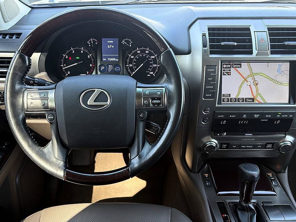 Used 2019 Lexus GX 460 Premium AWD/4WD image 14