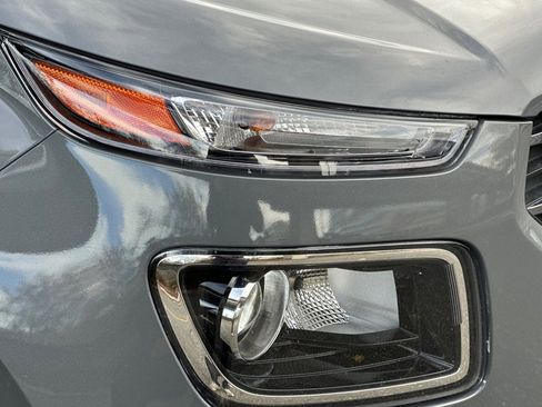 Used 2022 Hyundai Venue SEL w/ Cargo Package image 10