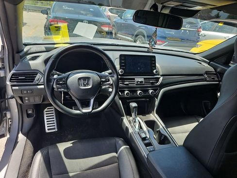 Used 2021 Honda Accord Sport image 7