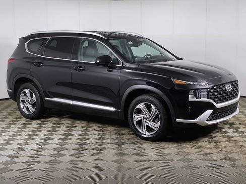 Used 2021 Hyundai Santa Fe SEL FWD image 2