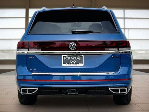 Used 2025 Volkswagen Atlas SEL Premium R-Line AWD/4WD image 4