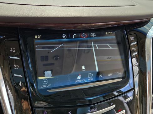 Used 2015 Cadillac Escalade Luxury AWD/4WD image 29