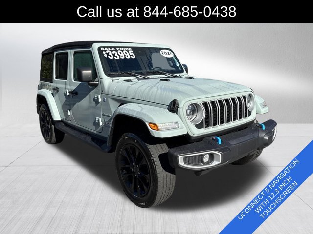 Used 2024 Jeep Wrangler Unlimited Sahara AWD/4WD image 3