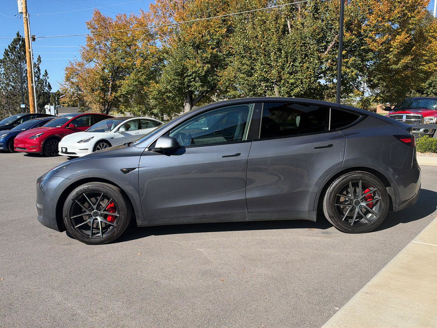 Used 2021 Tesla Model Y Performance AWD/4WD image 5