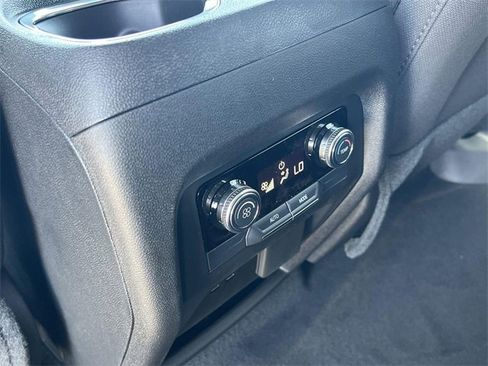 New 2025 GMC Acadia Elevation image 25