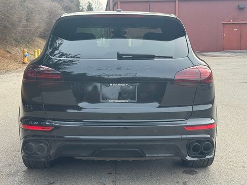 Used 2018 Porsche Cayenne GTS w/ Premium Package Plus image 7