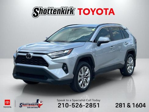 Used 2025 Toyota RAV4 XLE Premium FWD image 1
