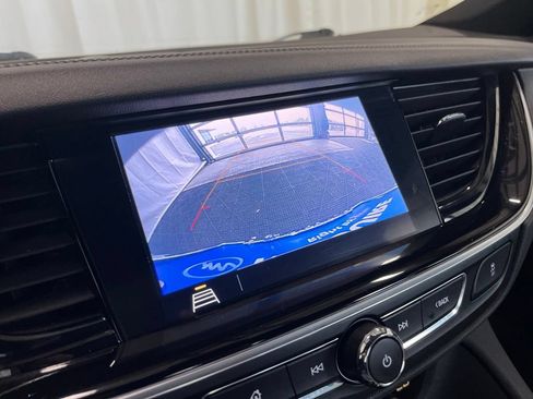 Used 2019 Buick Regal Avenir w/ Driver Confidence Package II FWD image 13