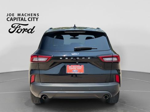 Used 2025 Ford Escape ST-Line w/ Tech Pack #1 FWD image 6