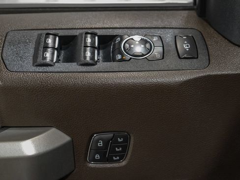 Used 2022 Ford F250 King Ranch w/ King Ranch Ultimate Package AWD/4WD image 43
