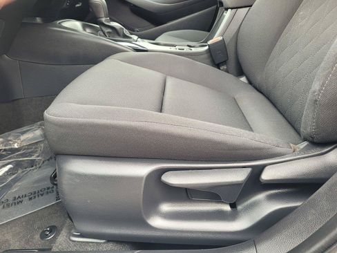 Used 2024 Toyota Corolla LE FWD image 23