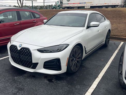 Certified 2022 BMW 430i w/ M Sport Package image 2