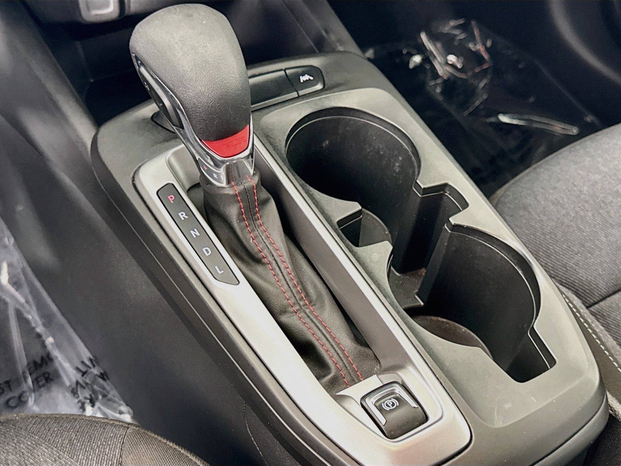 Used 2024 Chevrolet Trax RS FWD image 19