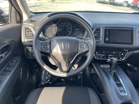 Used 2021 Honda HR-V EX image 28