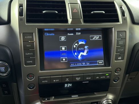 Used 2020 Lexus GX 460 Premium w/ Premium Package AWD/4WD image 22