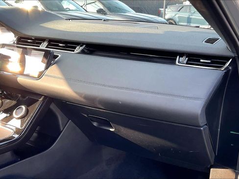 Used 2023 Land Rover Range Rover Evoque R-Dynamic SE image 19