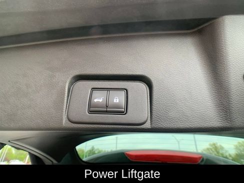 Certified 2023 Nissan Rogue Platinum w/ Platinum Premium Package AWD/4WD image 32