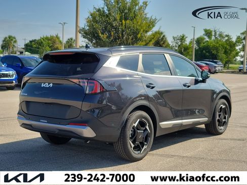 New 2026 Kia Sportage EX w/ EX Panorama Roof Package FWD image 6