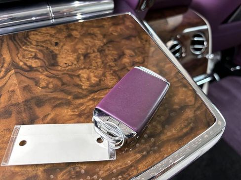 Used 2019 Rolls-Royce Phantom Sedan image 35