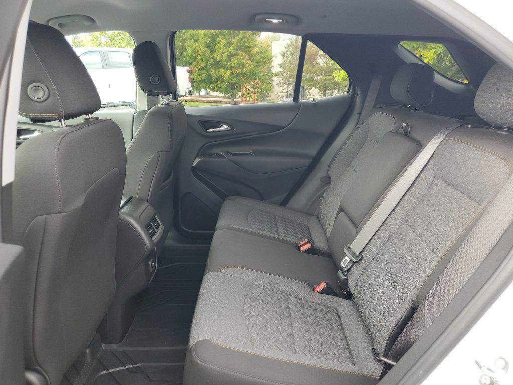Used 2024 Chevrolet Equinox LT w/ LPO, Floor Liner Package AWD/4WD image 28