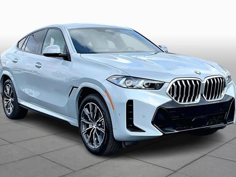 Certified 2026 BMW X6 xDrive40i image 3