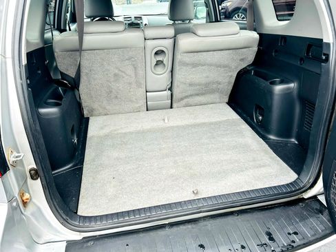 Used 2009 Toyota RAV4 Limited image 30