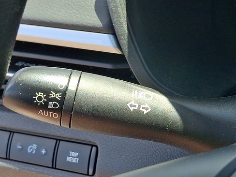 Used 2025 Nissan Altima 2.5 S FWD image 23