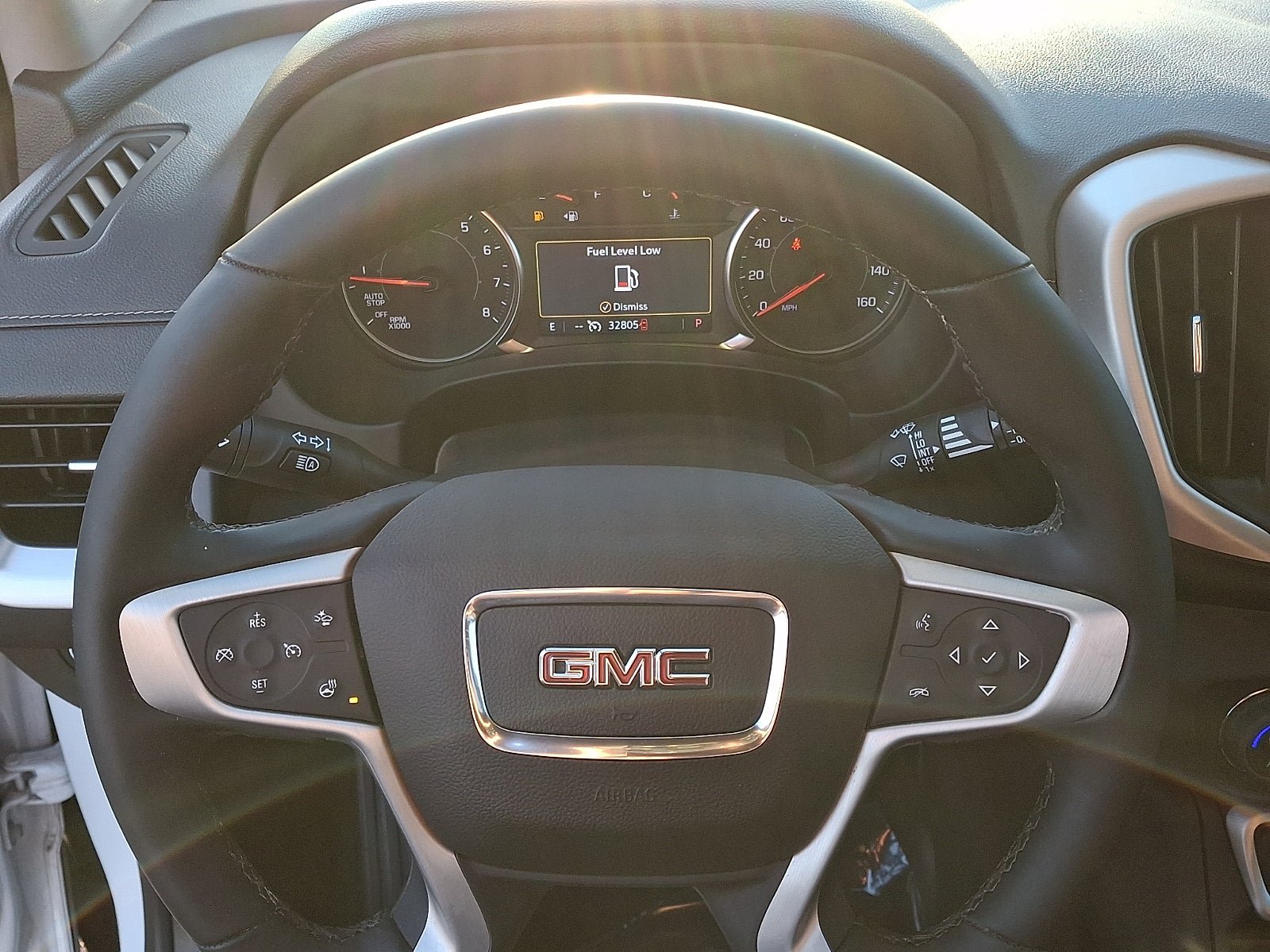 Certified 2024 GMC Terrain SLT w/ Elevation Edition AWD/4WD image 19
