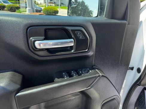 Used 2021 Chevrolet Silverado 1500 Custom AWD/4WD image 21