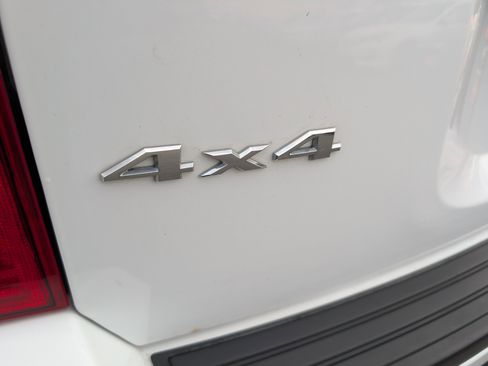 Used 2015 Jeep Patriot Latitude w/ Sun/Sound Group image 14